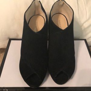 Nine West Black Open Toe Booties Size 7